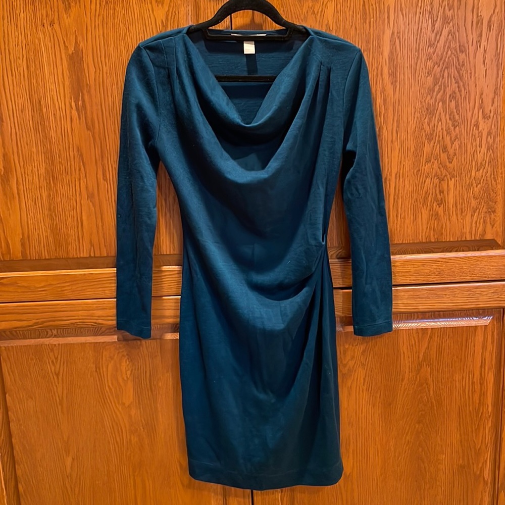 Banana Republic size small, rayon/wool dress blue/green color